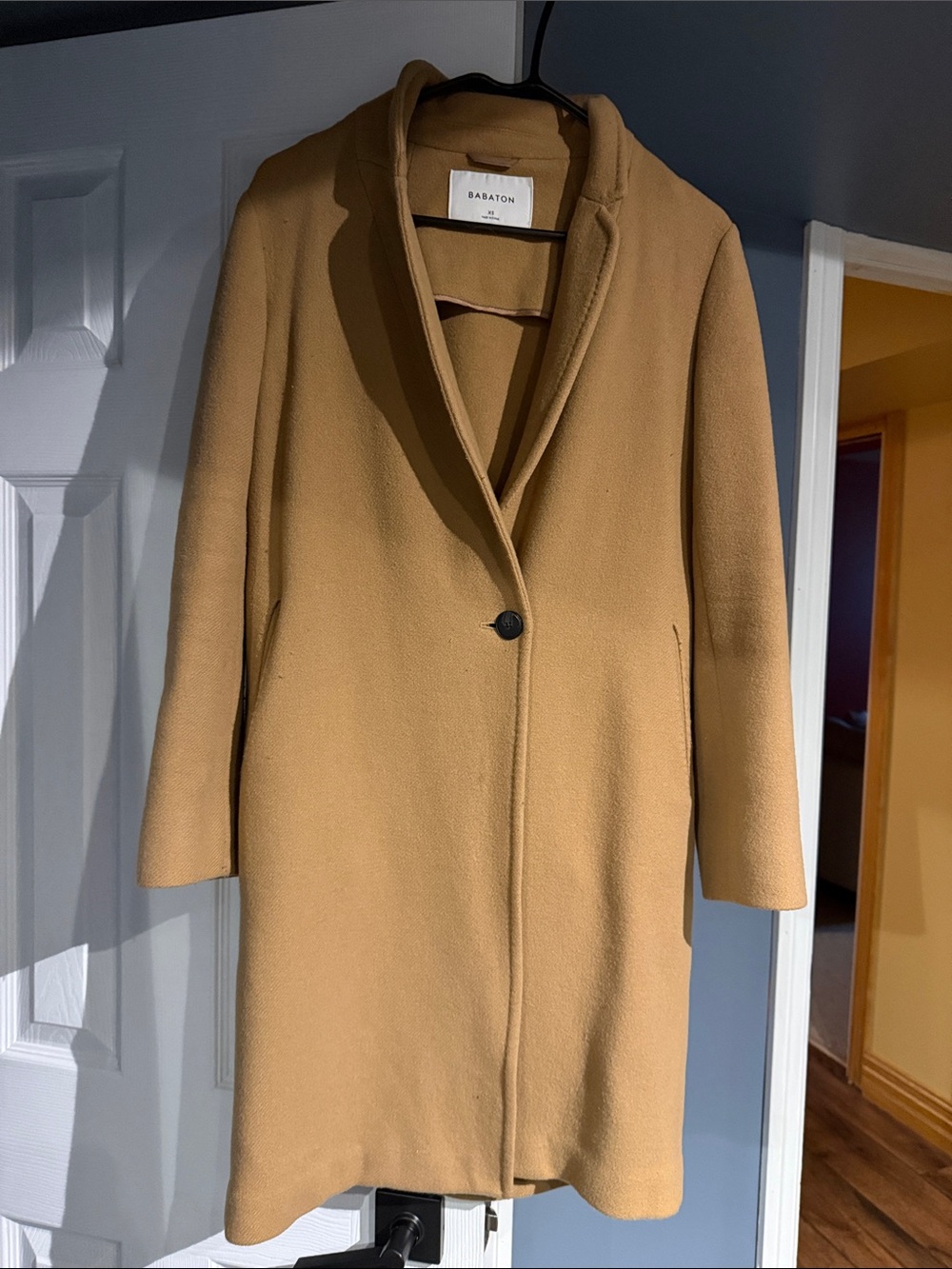 Babaton Camel Single-Button Wool-Blend Trench Coat